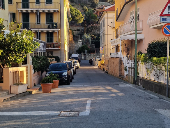 Quadrilocale zona Mola, Varazze
