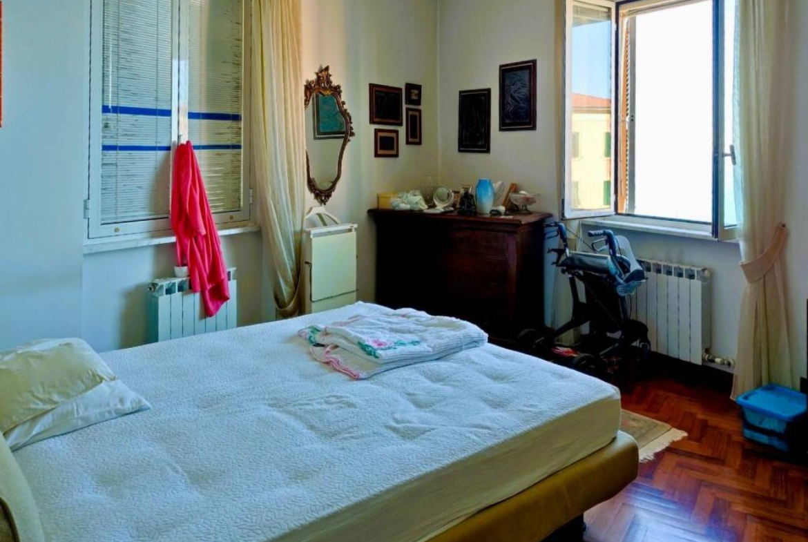 Quadrilocale zona Mola, Varazze