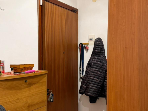 Trilocale vista mare con box, Varazze