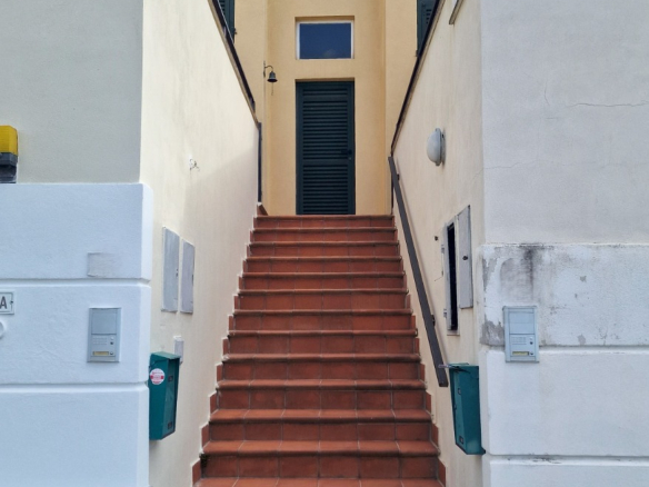 Villetta a schiera vista mare, con box auto e cantina, Cogoleto