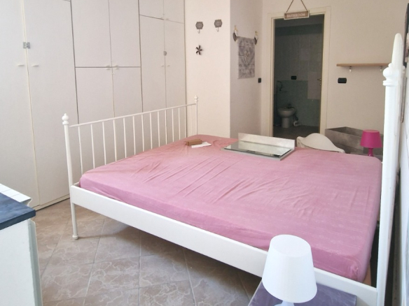 Villetta a schiera vista mare, con box auto e cantina, Cogoleto