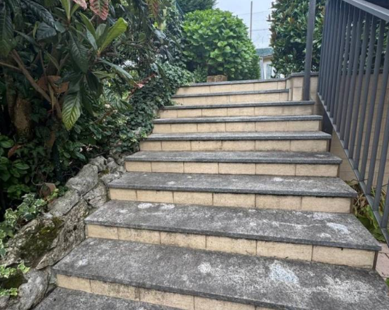Villa indipendente con ampio giardino, Induno Olona