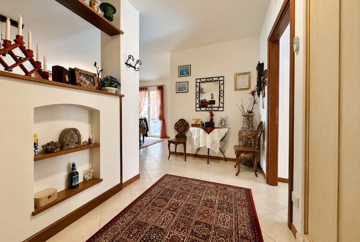 Quadrilocale con giardino, cantina e posto auto, Varazze