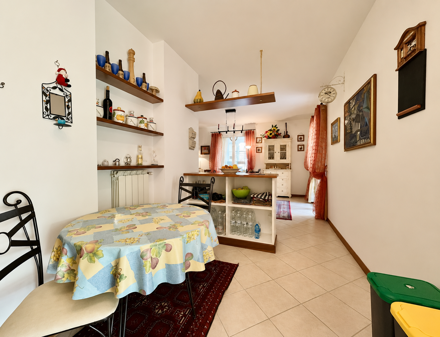 008 Quadrilocale con giardino, cantina e posto auto, Varazze