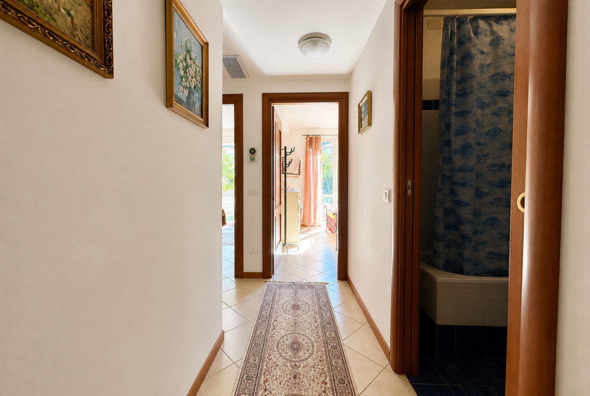 Quadrilocale con giardino, cantina e posto auto, Varazze