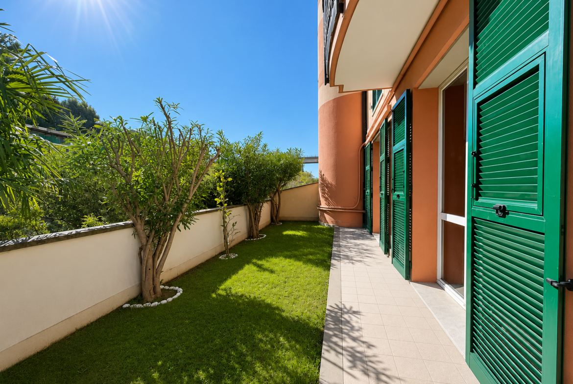 Quadrilocale con giardino, cantina e posto auto, Varazze